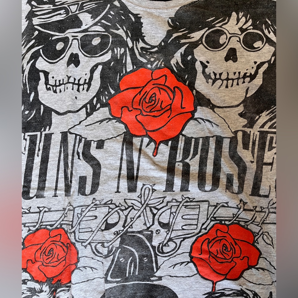 GUNS N ROSES Graphic Tee